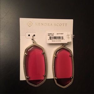 Kendra Scott Jewelry - Kendra Scott Danielle berry earrings Kendra Scott Jewelry - Kendra Scott Danielle berry earrings